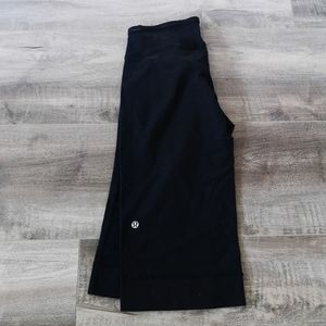 Lululemon Cropped pants